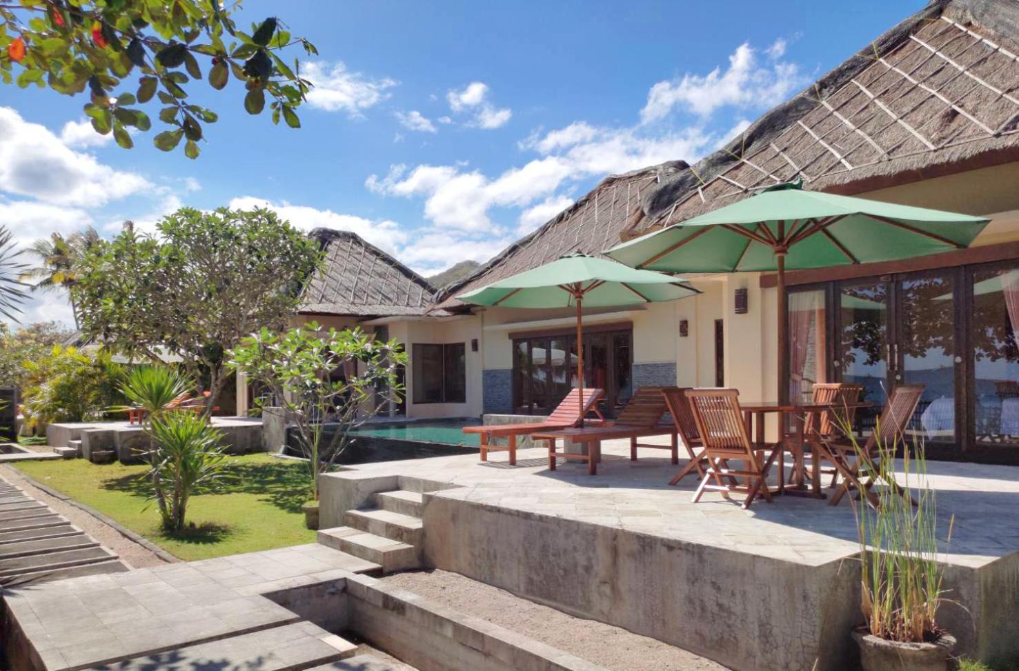 Star Sand Beach Resort Sekotong Exterior foto